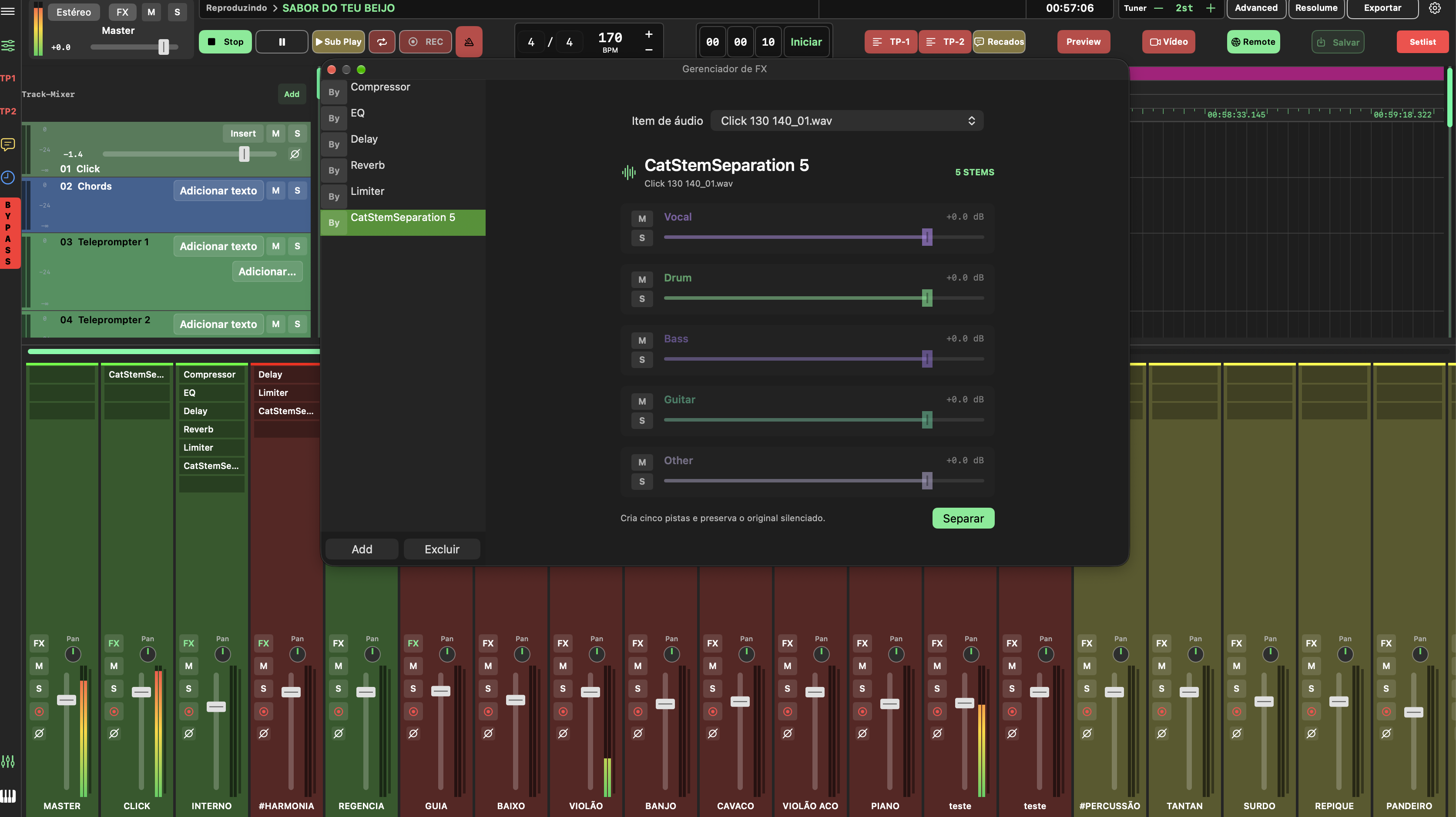 CatStemSeparation 5 com cinco faders para vocal, bateria, baixo, guitarra e outros
